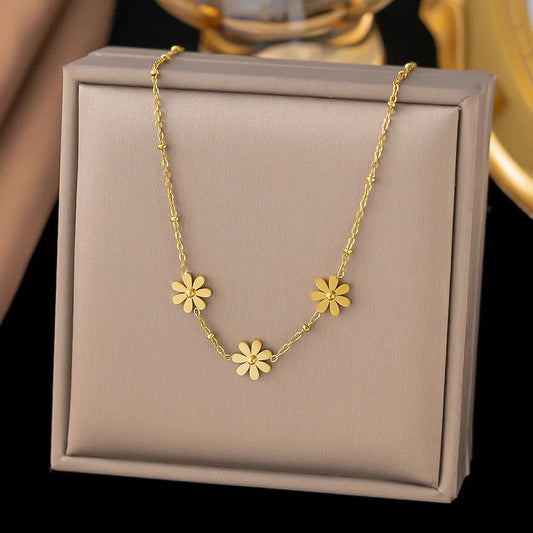 Small flower Shape 18KT Gold Plating Cable Chain Pendant Necklace